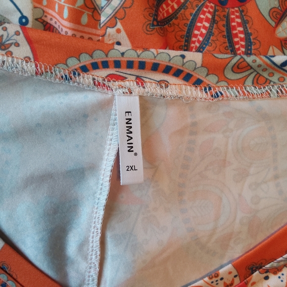 Enmain Paisley Print V-Neck Top - Orange and Blue - Picture 10 of 10
